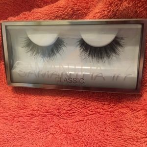 HUDA Beauty Lashes
